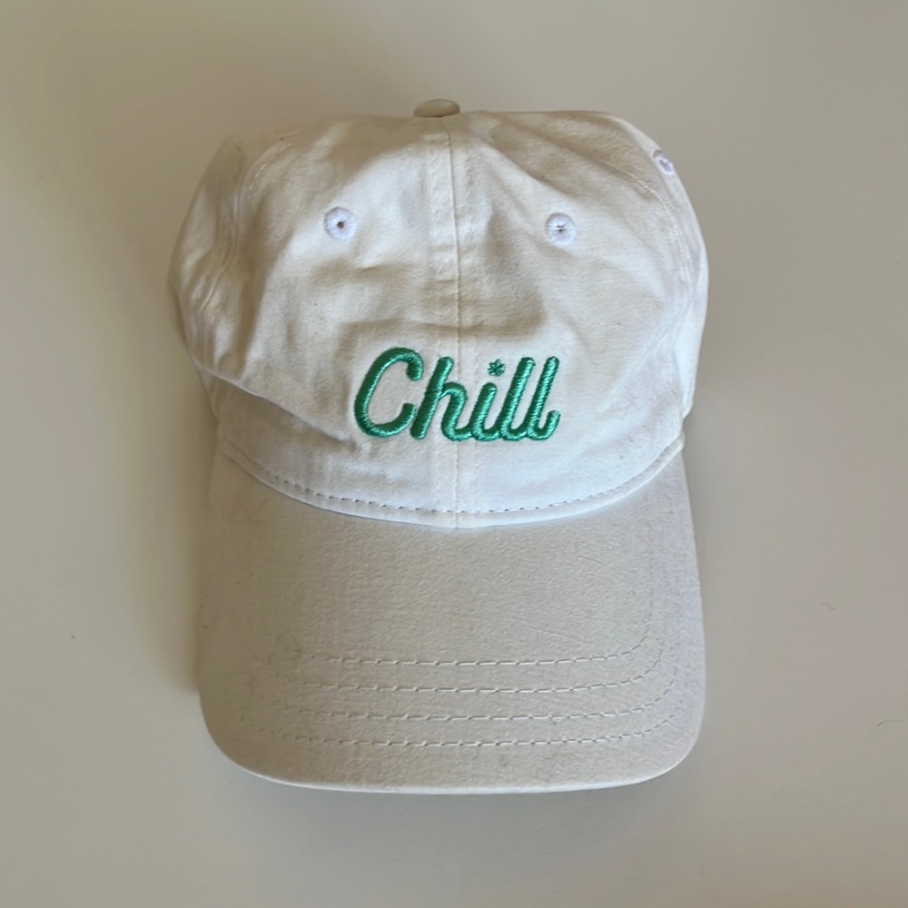 chill white cap